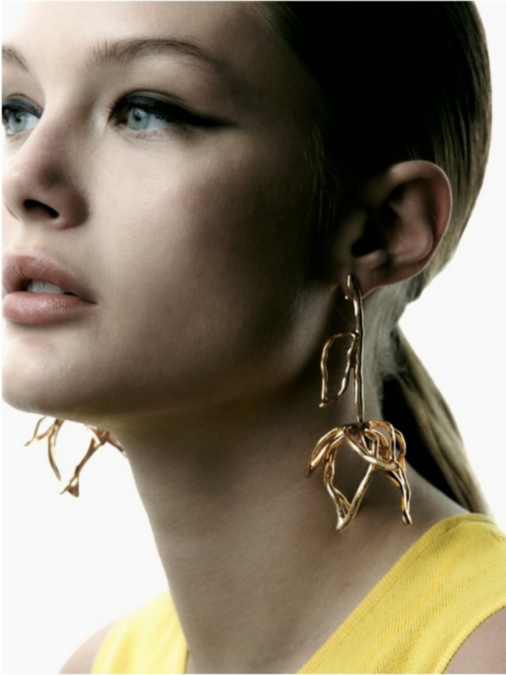 ZARA Tulip Flower Earrings Gold Tone NWT